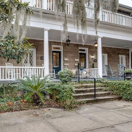 Comfortable Escape In Historic Downtown Savannah Exterior foto