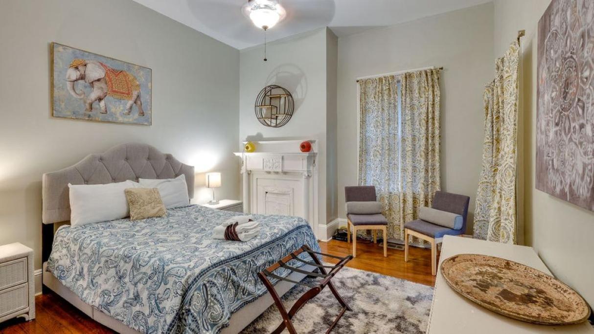 Comfortable Escape In Historic Downtown Savannah Exterior foto